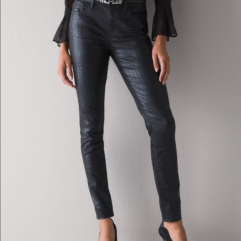 White House Black Market WHBM Faux Leather Skinny Croc Jeans pants size 6 L NWT